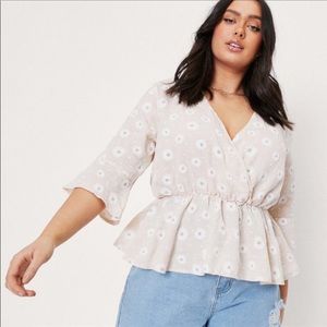 NWT Nasty Gal Plus Size Daisy Peplum Bell Sleeve Top